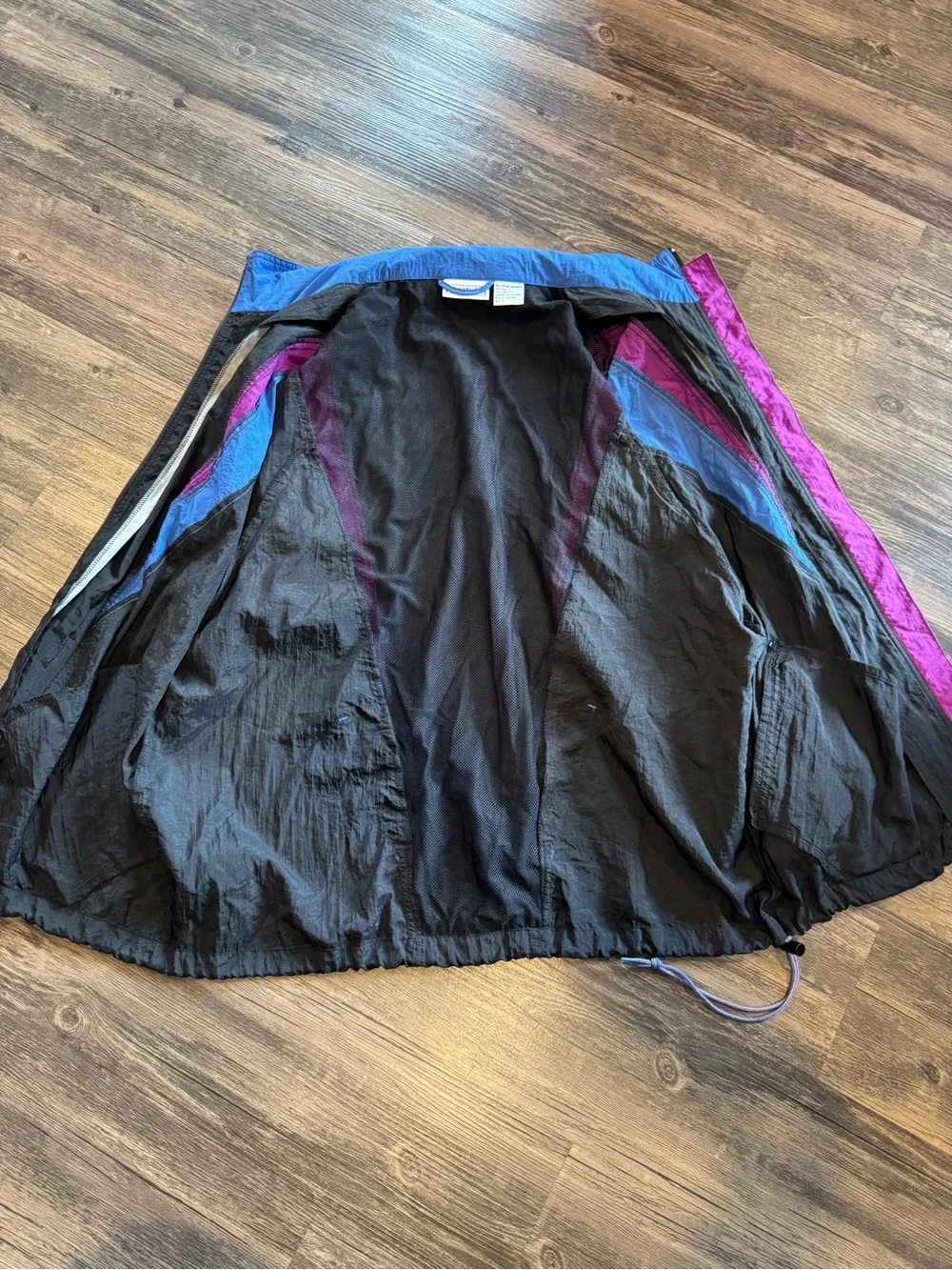 2 Vintage 90s Reebok Windbreaker Jackets (Blue XL, Black L)